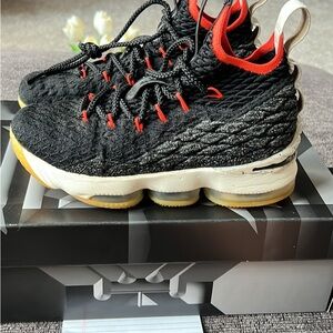 Youth Nike LeBron 15